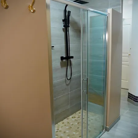 Suite, Hammam, Sauna, Et Jacuzzi * スダン